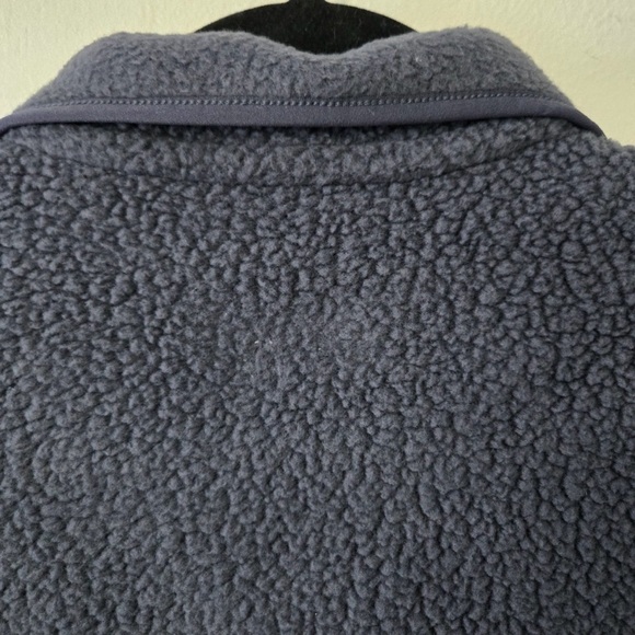 Patagonia women's retro pile marsupial fleece pullover never worn NWOT - Picture 6 of 8